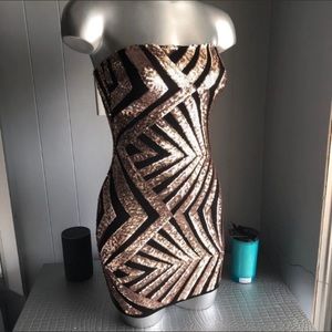Fashion nova black and gold sequin dress 💛🖤